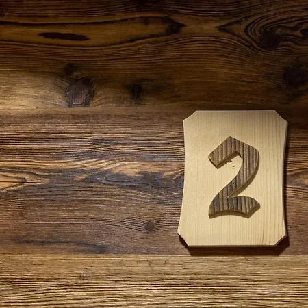 Ines Водо-Кадоре